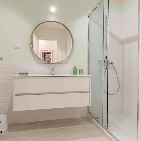Paco De Arco Great T3 Apartment, Cp153 2º Perfect Spot In The Town Center Appartamento Oeiras