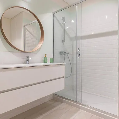 Apartment T3 In Town Center Close To The Sea Side * Oeiras