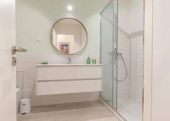 Paco De Arco Great T3 Apartment, Cp153 2º Perfect Spot In The Town Center Appartamento Oeiras